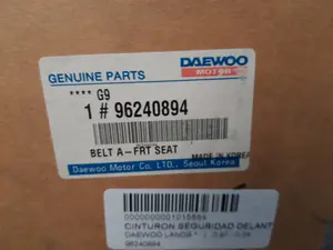 Foto de CINTURON SEGURIDAD DELANTERO DERECHO SIN MARCA SIN MODELO referencia 96240894 foto 3