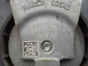 Foto de TENSOR CORREA AUXILIAR FORD FOCUS BERLINA (CGE) referencia JN1Q6A228AA foto 3