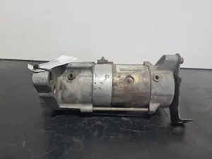 Foto de MOTOR ARRANQUE JAGUAR S-TYPE referencia 4R8311001AC