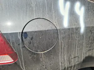 Foto de TAPA EXTERIOR COMBUSTIBLE VOLKSWAGEN GOLF VI (5K1)(10.2008)