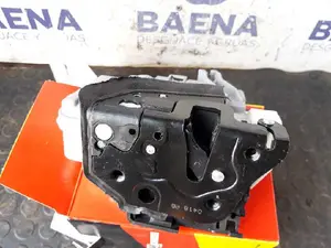 Foto de CERRADURA PUERTA DELANTERA IZQUIERDA SEAT LEON (1P1) referencia 1P1837015 foto 3