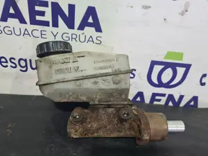 Foto de BOMBA FRENO SIN MARCA SIN MODELO referencia 7700828034 foto 3