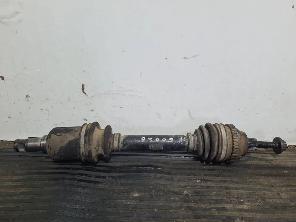 Foto de TRANSMISION DELANTERA IZQUIERDA SMART SIN MODELO referencia A1613570191