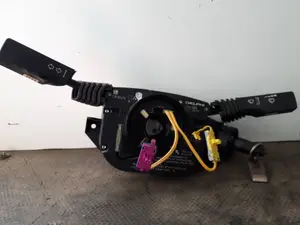 Foto de MANDO MULTIFUNCION OPEL VECTRA C BERLINA referencia 13132475 foto 1
