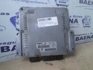 Foto de CENTRALITA MOTOR UCE CITROEN XSARA PICASSO referencia 0281010595