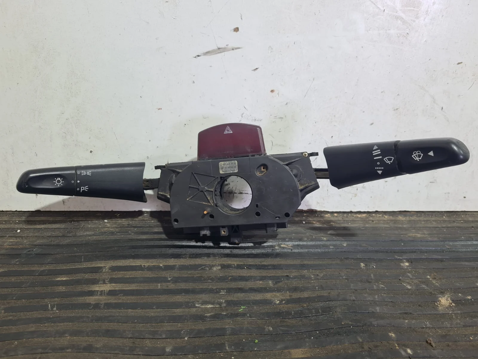Foto de MANDO MULTIFUNCION MERCEDES-BENZ VITO FURGÓN (638) referencia 0015404945