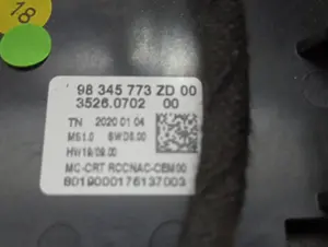 Foto de PANTALLA MULTIFUNCION PEUGEOT RIFTER referencia 98345773ZD foto 3