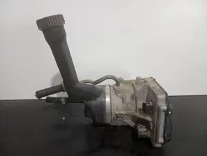 Foto de BOMBA DIRECCION PEUGEOT 308 referencia 9673536580