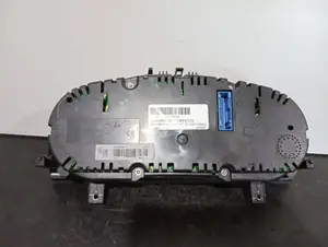 Foto de CUADRO INSTRUMENTOS VOLKSWAGEN PASSAT CC (357) referencia 3C8920870G foto 3