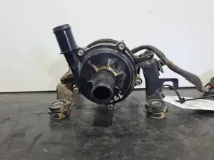 Foto de BOMBA AGUA HYUNDAI IONIQ referencia 25100-03HZ5 foto 2