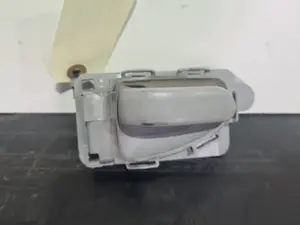 Foto de MANETA INTERIOR DELANTERA DERECHA SIN MARCA SIN MODELO referencia 9631487677