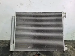 Foto de CONDENSADOR / RADIADOR  AIRE ACONDICIONADO RENAULT MEGANE IV BERLINA 5P referencia 921008540R