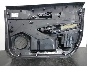 Foto de GUARNECIDO PUERTA DELANTERA IZQUIERDA TOYOTA COROLLA (E21) referencia 670610Z420C2 foto 2