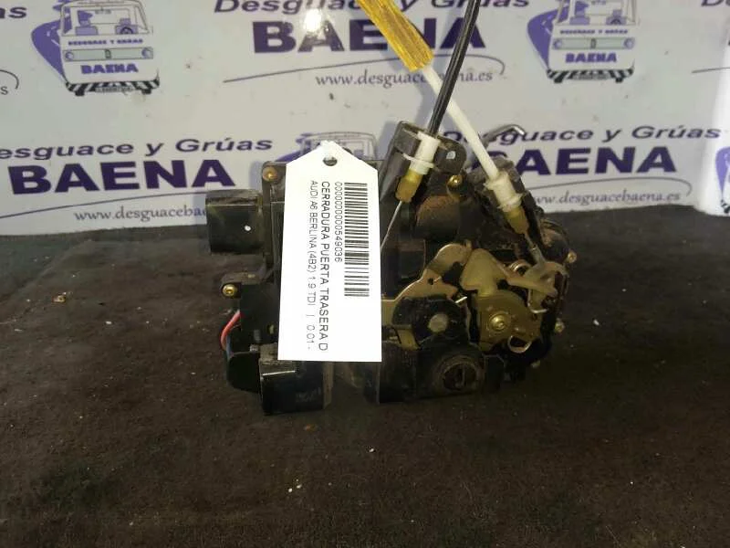 Foto de CERRADURA PUERTA TRASERA DERECHA SIN MARCA SIN MODELO