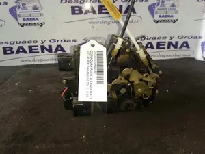 Foto de CERRADURA PUERTA TRASERA DERECHA SIN MARCA SIN MODELO