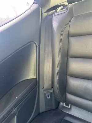 Foto de CINTURON SEGURIDAD TRASERO DERECHO VOLKSWAGEN GOLF VI (5K1)(10.2008)