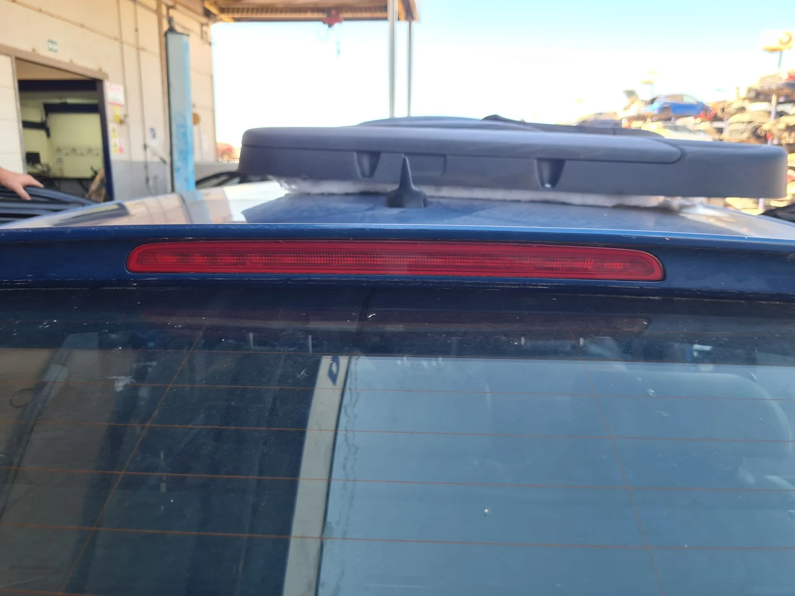 Foto de PILOTO TRASERO CENTRAL AUDI A3 SPORTBACK (8PA)