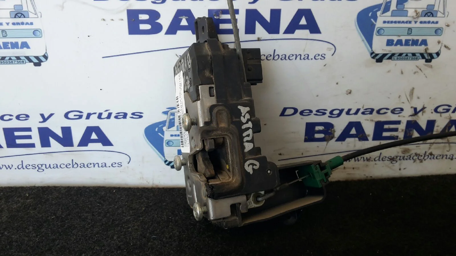Foto de CERRADURA PUERTA DELANTERA IZQUIERDA SIN MARCA SIN MODELO referencia 13128111