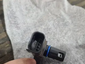 Foto de SENSOR PRESION SIN MARCA SIN MODELO referencia LR007596 foto 3