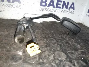 Foto de PRETENSOR AIRBAG IZQUIERDO FORD MONDEO FD BERL./TURNIER foto 2