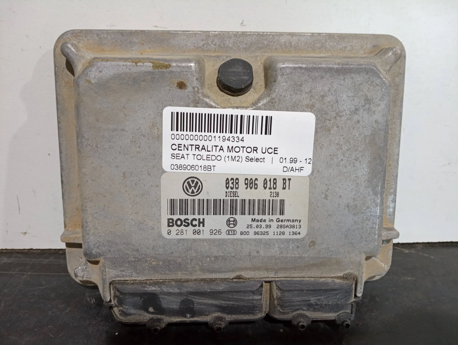 Foto de CENTRALITA MOTOR UCE SEAT TOLEDO (1M2) referencia 038906018BT