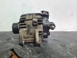 Foto de ALTERNADOR HYUNDAI MATRIX (FC) referencia 2655475 foto 2