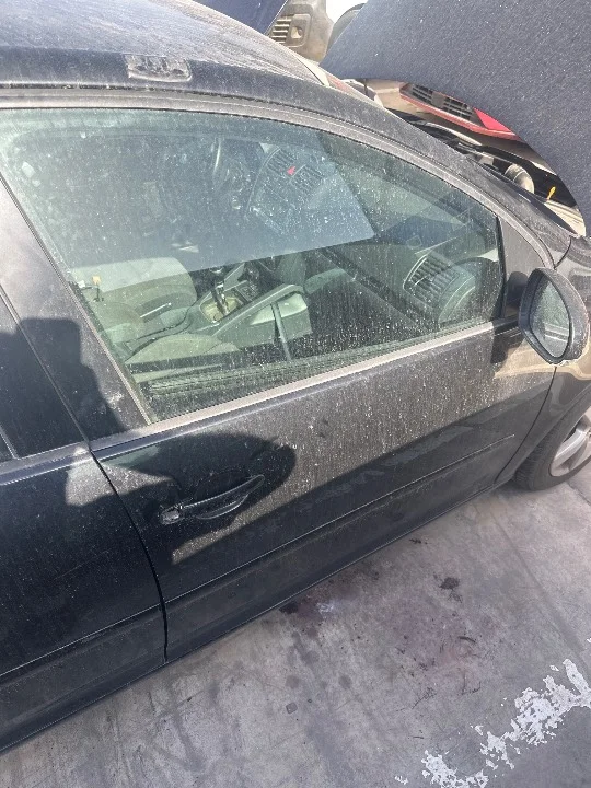 Foto de PUERTA DELANTERA DERECHA VOLKSWAGEN GOLF V (1K1)(10.2003)