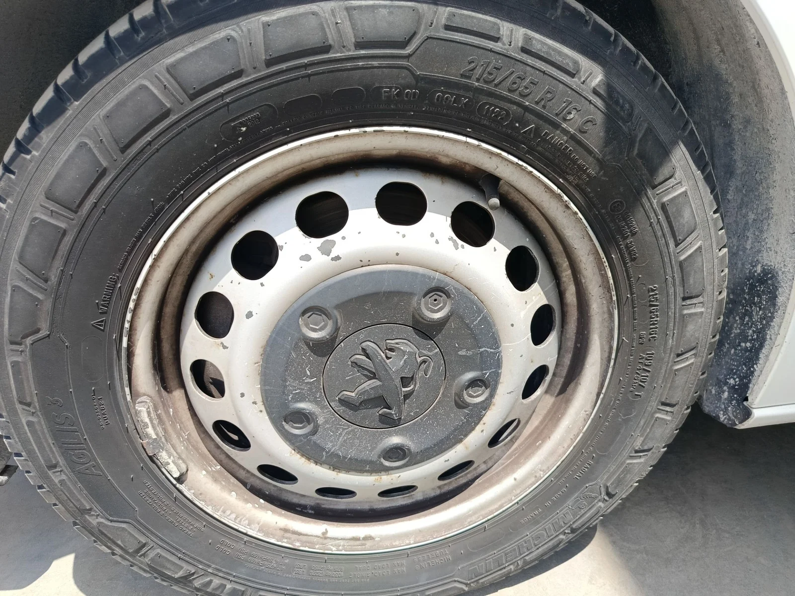Foto de PINZA DE FRENO DELANTERA IZQUIERDA PEUGEOT EXPERT COMBI