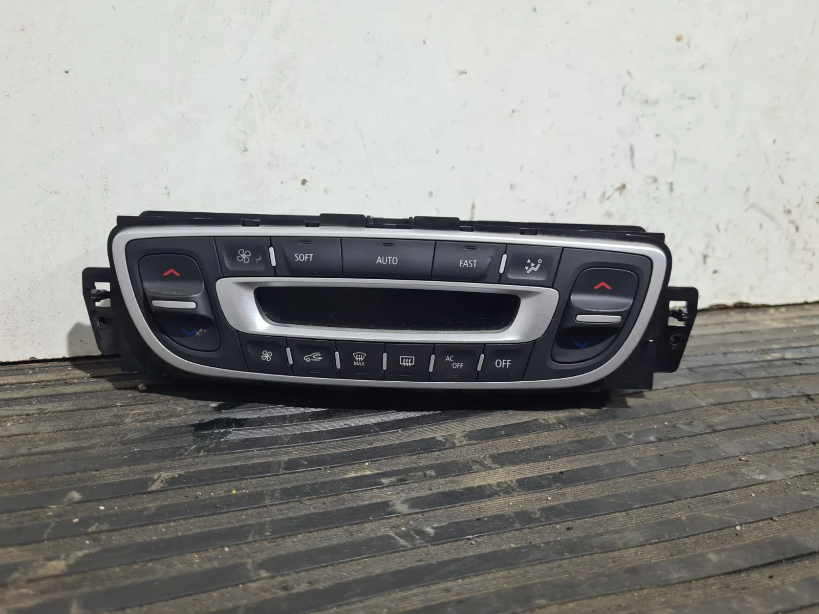 Foto de MANDO CLIMATIZADOR RENAULT SCENIC III (JZ) referencia 275100026R