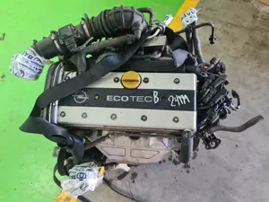 Foto de MOTOR COMPLETO OPEL VECTRA B BERLINA foto 2