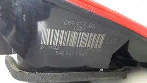 Foto de PILOTO TRASERO DERECHO SIN MARCA SIN MODELO referencia 5K0945094K foto 2
