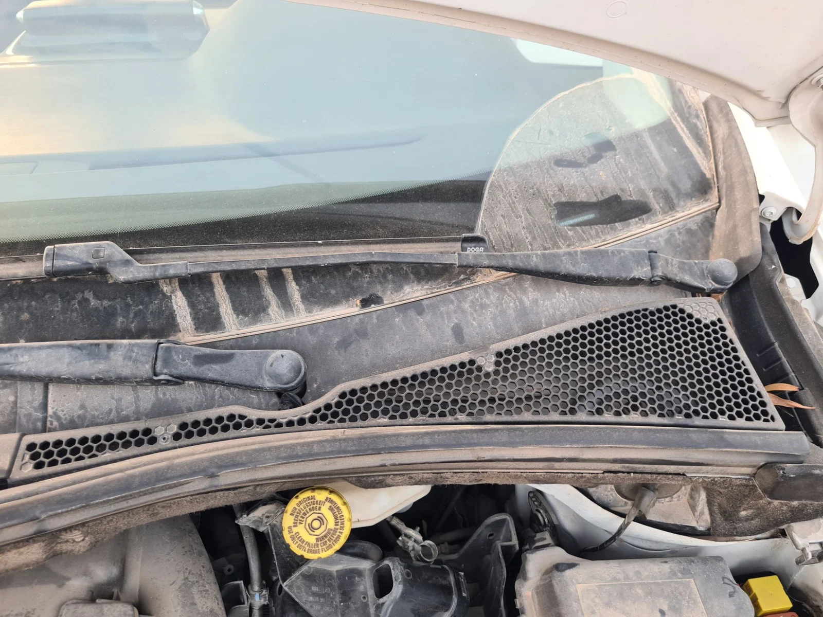 Foto de TORPEDO PEUGEOT 208