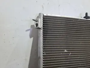 Foto de CONDENSADOR / RADIADOR AIRE ACONDICIONADO PEUGEOT 208 referencia 9674813580 foto 4
