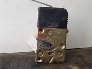 Foto de CERRADURA PUERTA DELANTERA DERECHA SIN MARCA SIN MODELO
