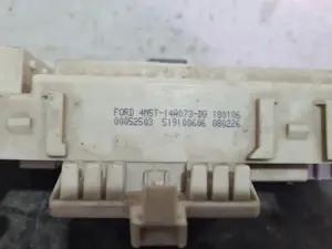 Foto de CAJA RELES / FUSIBLES FORD FOCUS C-MAX (CAP)(2003) referencia 4M5T14A073DG foto 5