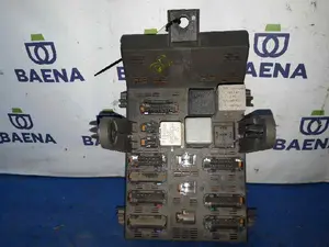 Foto de CAJA RELES / FUSIBLES RENAULT LAGUNA (B56) referencia 7700821586 foto 2