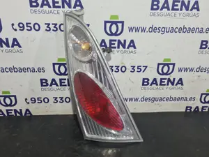 Foto de PILOTO TRASERO DERECHO FORD FOCUS BERLINA (CAK) referencia SK3711FCS005D