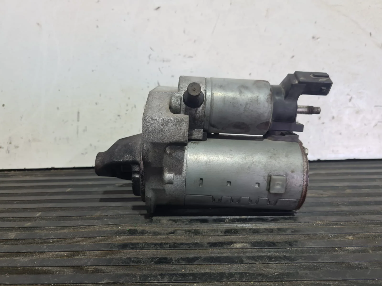 Foto de MOTOR ARRANQUE PEUGEOT 108 TOP referencia 9671530880