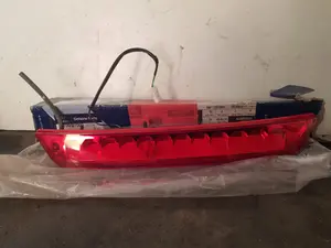Foto de LUZ CENTRAL DE FRENO SIN MARCA SIN MODELO referencia 92700D7000 foto 1