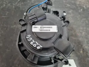 Foto de MOTOR CALEFACCION RENAULT MEGANE IV BERLINA 5P referencia T69963A foto 2