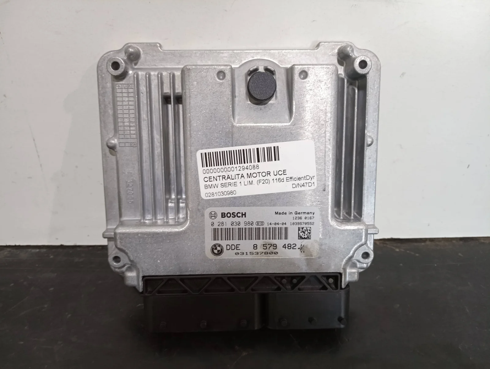 Foto de CENTRALITA MOTOR UCE BMW SERIE 1 BERLINA 5P (F20) referencia 0281030980