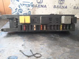 Foto de CAJA RELES / FUSIBLES SIN MARCA SIN MODELO referencia 2035451801 foto 3
