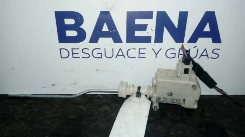 Foto de TAPA EXTERIOR COMBUSTIBLE VOLKSWAGEN GOLF V (1K1)(10.2003) referencia 1K6810773