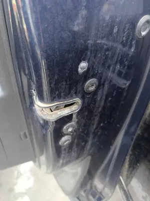 Foto de CERRADURA PUERTA DELANTERA IZQUIERDA CITROEN C4 BERLINA