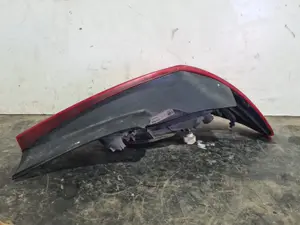 Foto de PILOTO TRASERO IZQUIERDO OPEL CORSA D referencia 13269050 foto 4