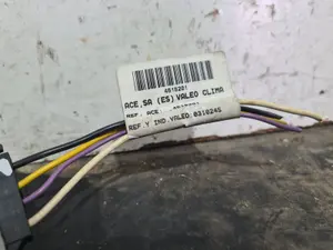 Foto de RESISTENCIA CALEFACCION CITROEN BERLINGO referencia 4515201 foto 3