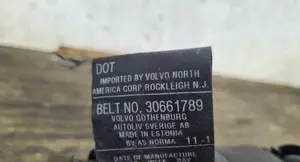 Foto de CINTURON SEGURIDAD DELANTERO DERECHO VOLVO S40 BERLINA referencia 6012243R0L foto 4