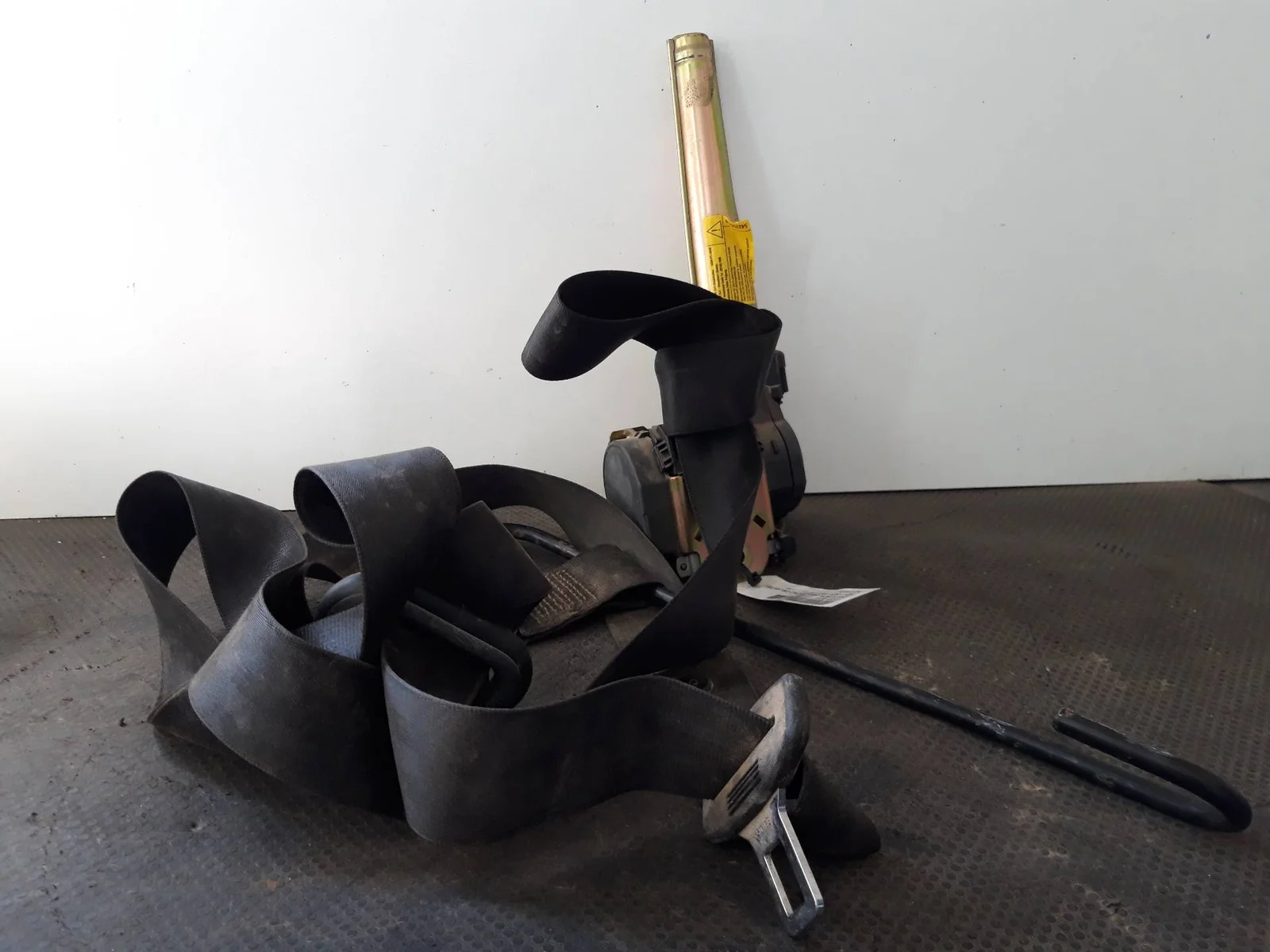 Foto de CINTURON SEGURIDAD DELANTERO IZQUIERDO SIN MARCA SIN MODELO referencia 542206600
