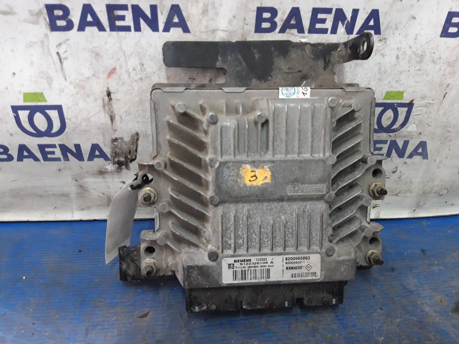 Foto de CENTRALITA MOTOR UCE RENAULT MEGANE II BERLINA 3P referencia 8200565863
