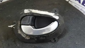 Foto de MANETA INTERIOR DELANTERA IZQUIERDA SIN MARCA SIN MODELO referencia 93118501